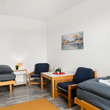 Guermache - Monteurwohnung Fuer Gruppen Bis 8 Personen Appartamento *