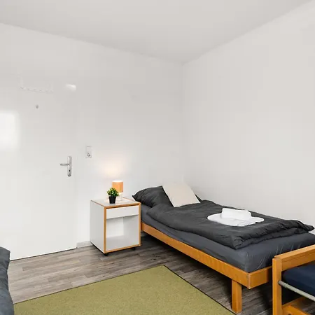 Guermache - Monteurwohnung Fuer Gruppen Bis 8 Personen Appartamento