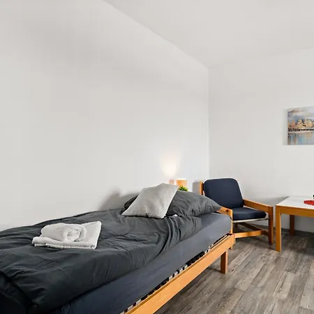 Guermache - Monteurwohnung Fuer Gruppen Bis 8 Personen Appartamento Fuldatal